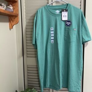 NWTDickies Men’s T-shirt NWT